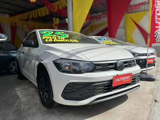 Carro Volkswagen Polo 2025 Track 1.0 Flex 12V 5p