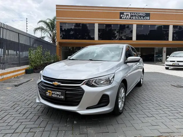 Carro Chevrolet Onix Plus 2023 LT 1.0 Turbo (Aut.)