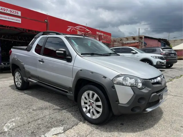 Carro Fiat Strada 2016 Adventure 1.8 16V (Flex) (Cabine Estendida)
