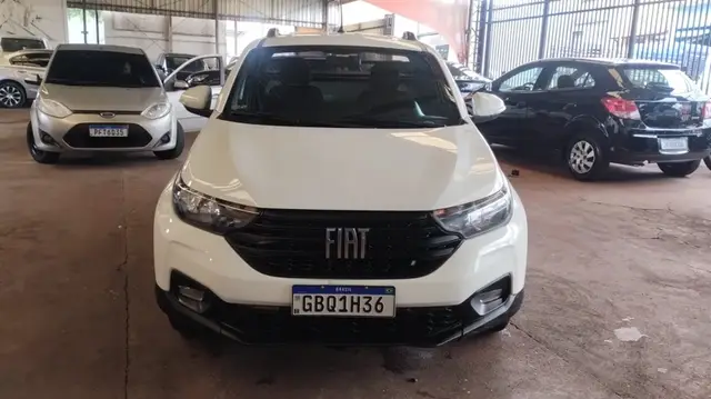 Carro Fiat Strada 2023 Freedom 1.3 CS Plus (Flex)
