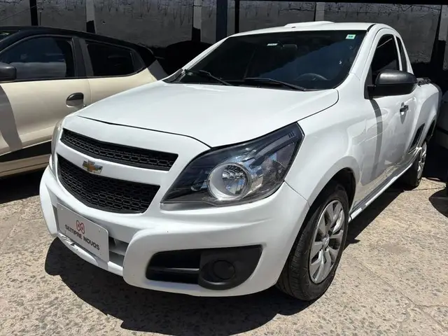 Carro Chevrolet Montana 2017 LS 1.4 (Flex)