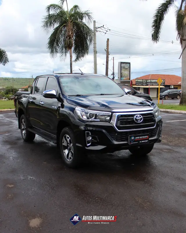 Carro Toyota Hilux Cabine Dupla 2019 Hilux 2.8 TDI CD SRX 50th 4x4 (Aut)