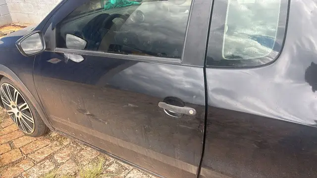 Carro Volkswagen Saveiro 2011 Trooper 1.6 (Flex) (cab. estendida)