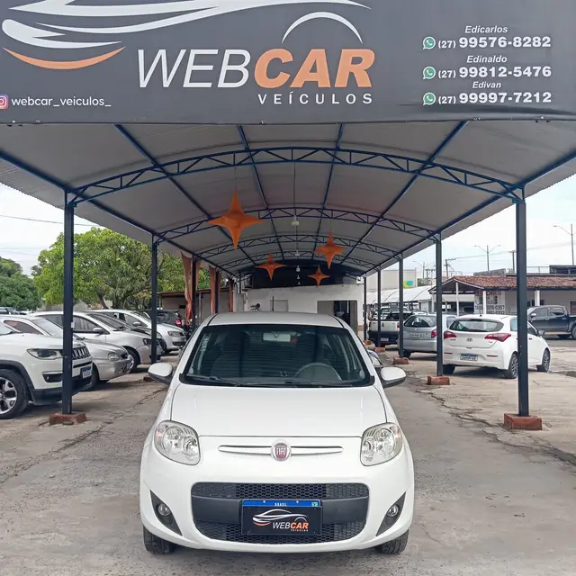 Carro Fiat Palio 2014 Attractive 1.0 8V (Flex)