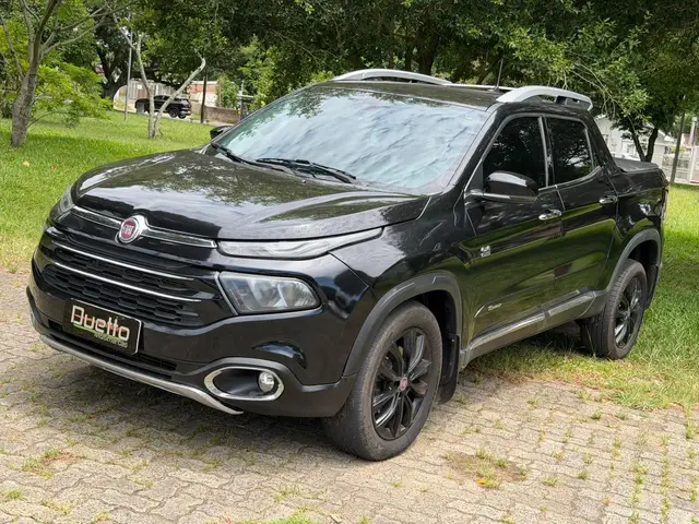 Carro Fiat Toro 2019 Volcano 2.0 diesel AT9 4x4