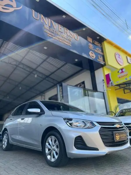 Carro Chevrolet Onix 2023 1.0