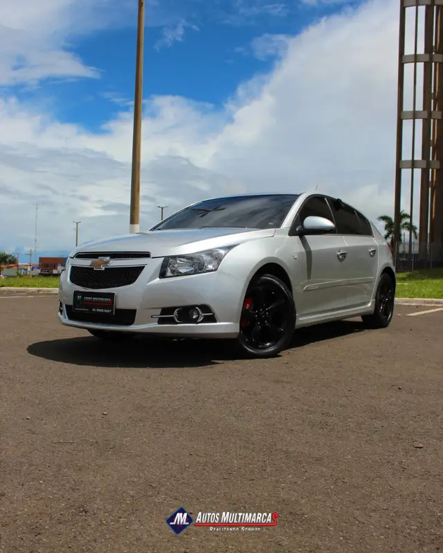 Carro Chevrolet Cruze 2014 HB Sport LTZ 1.8 16V FlexP. 5p Mec