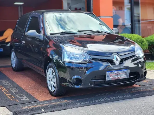 Carro Renault Clio 2015 1.0 Hi-Power 16V