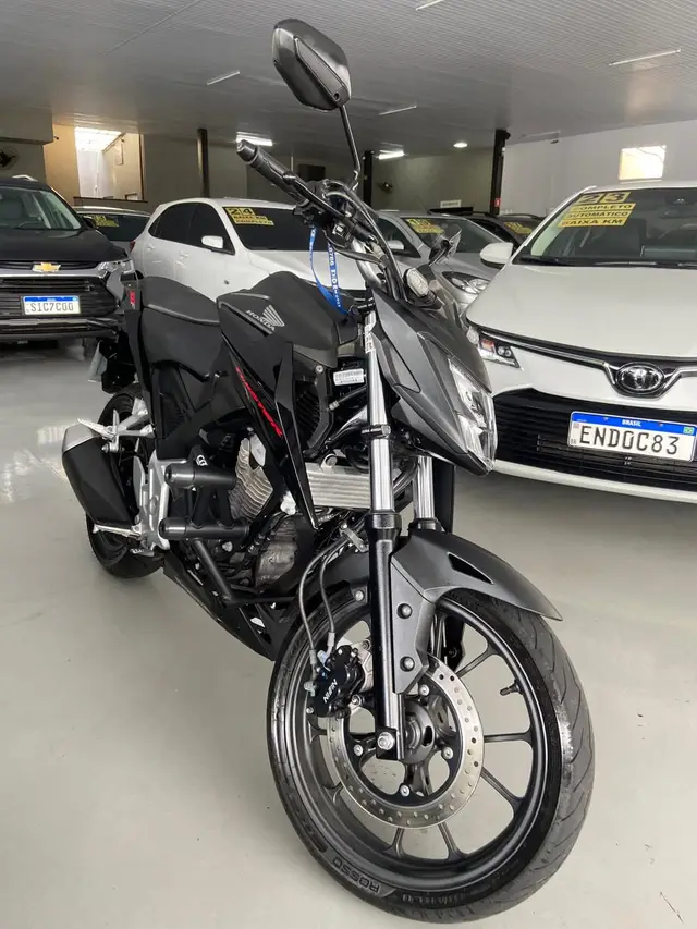 Moto Honda CB 300F Twister 2023 (ABS)