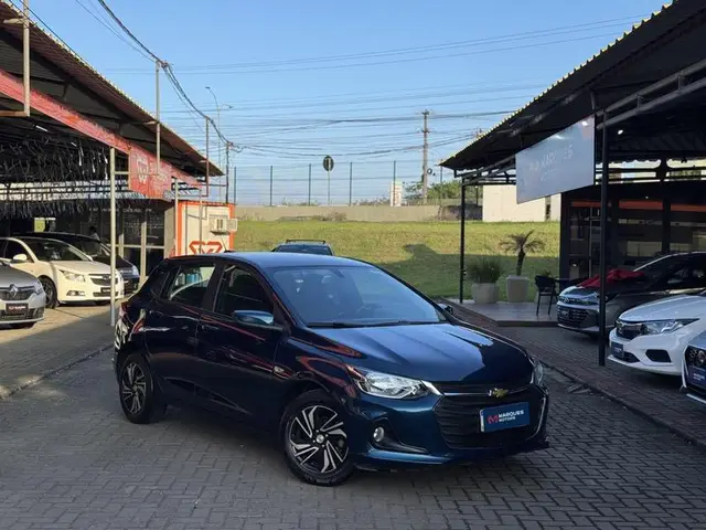 Carro Chevrolet Onix 2024 LT 1.0