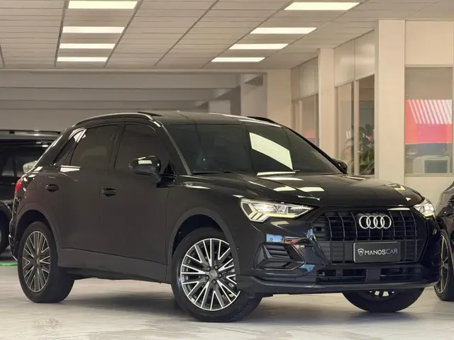 Carro Audi Q3 2020 1.4 TFSI Black Edition S Tronic (Flex)