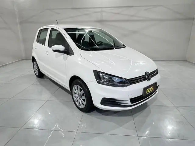 Carro Volkswagen Fox 2017 1.6 MSI Trendline (Flex)