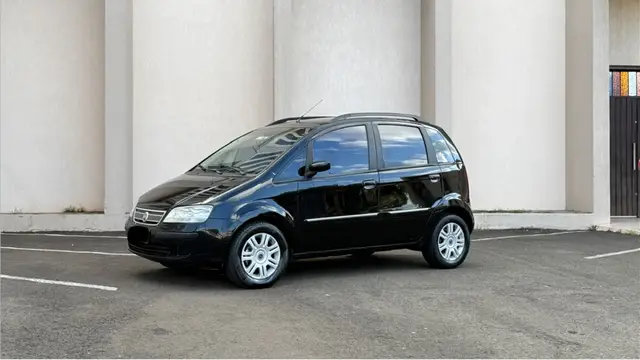 Carro Fiat Idea 2007 HLX 1.8 (Flex)