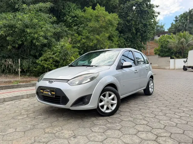 Carro Ford Fiesta Hatch 2014 SE Plus 1.0 RoCam (Flex)