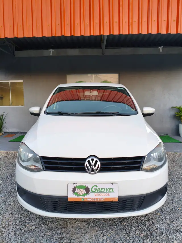 Carro Volkswagen Fox 2014 1.6 VHT (Flex)