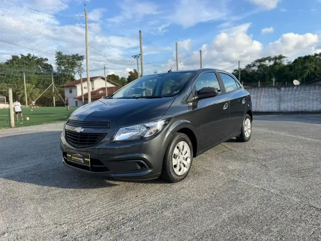 Carro Chevrolet Onix 2019 1.0 Joy SPE/4