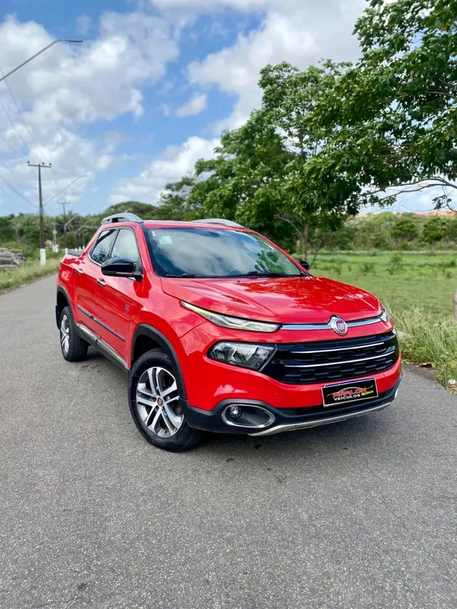 Carro Fiat Toro 2018 Volcano 2.0 diesel AT9 4x4