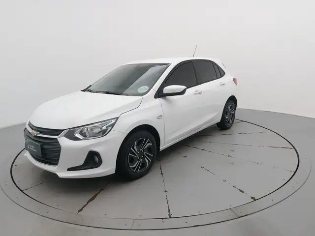 Carro Chevrolet Onix Plus 2025 LT 1.0