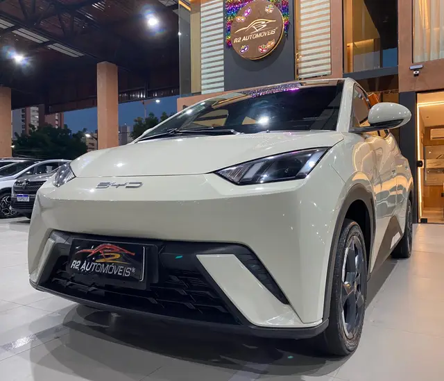 Carro BYD Dolphin 2025 EV