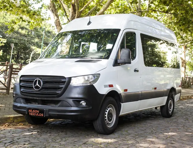 Carro Mercedes-Benz Sprinter 2021 VAN 416 CDI 15+1 (lugares) K42A UP1