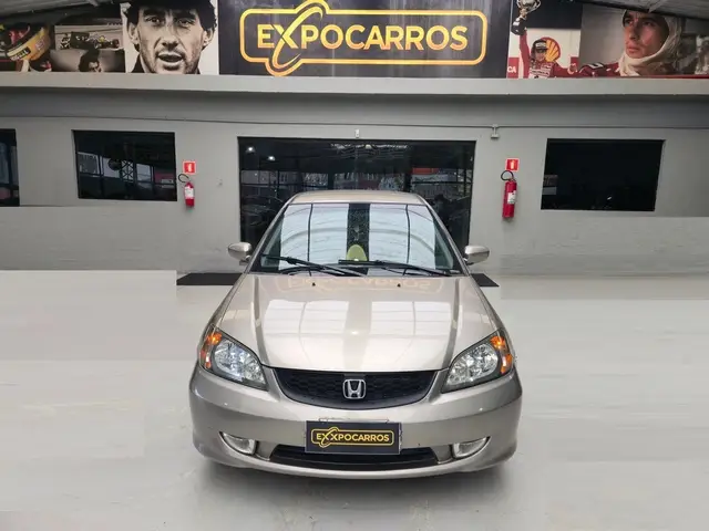 Carro Honda Civic 2004 Sedan LX 1.7 16V