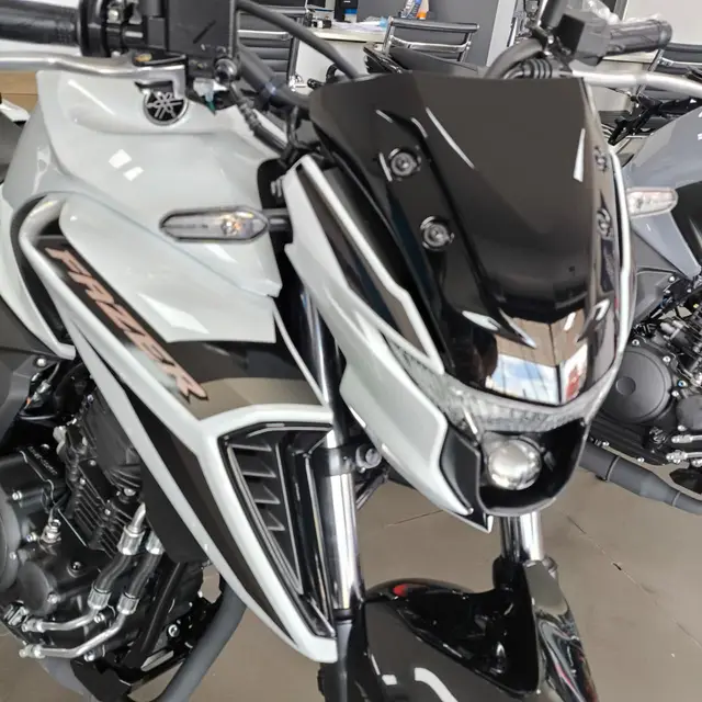 Moto Yamaha Fazer FZ25 2026 Connected