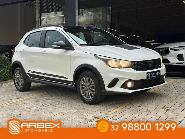 Carro Fiat Argo 2022 Trekking 1.3 (Flex)