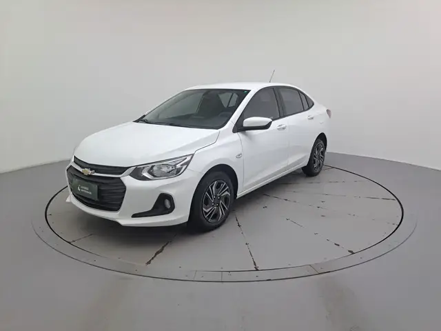 Carro Chevrolet Onix Plus 2024 LT 1.0