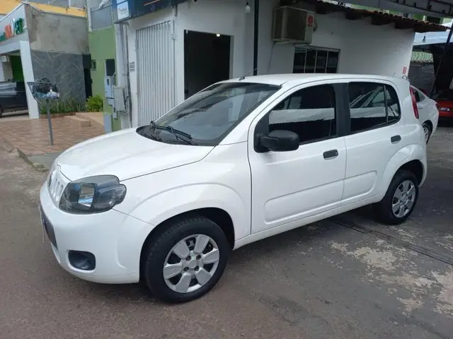 Carro Fiat Uno 2016 Attractive 1.0 (Flex) 4p