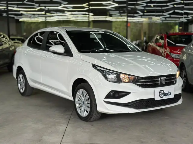 Carro Fiat Cronos 2025 Drive 1.0