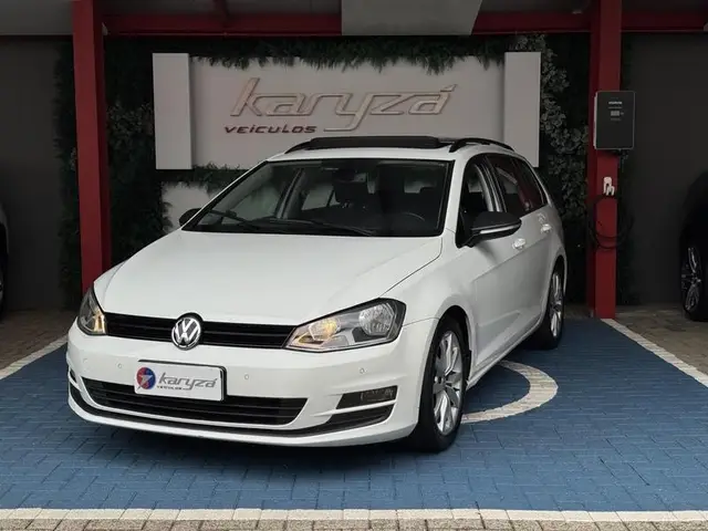 Carro Volkswagen Golf Variant 2015 Comfortline 1.4 TSi DSG BlueM.