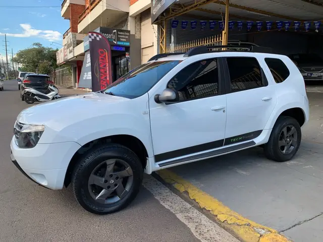 Carro Renault Duster 2015 2.0 16V Dynamique (Flex)