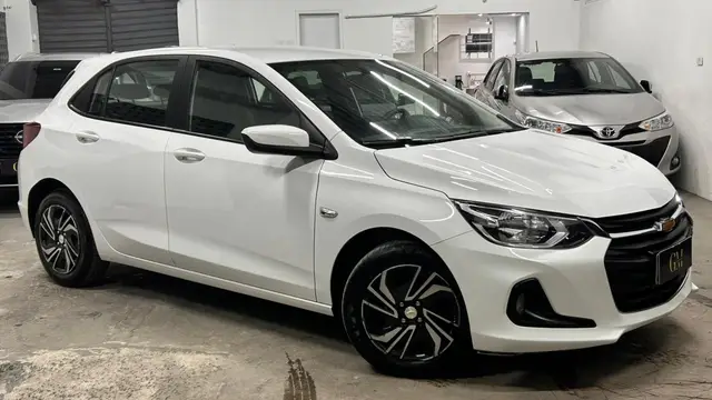 Carro Chevrolet Onix 2024 LT 1.0 Turbo