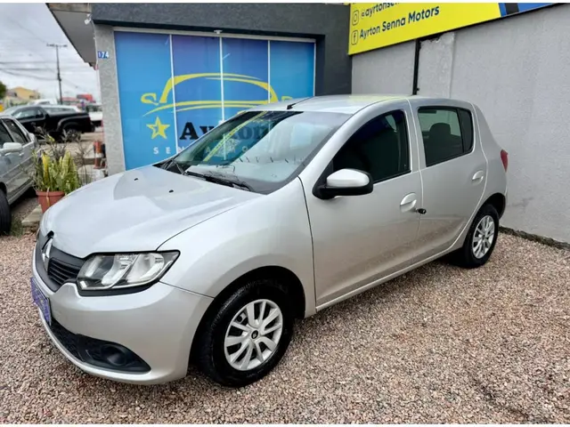 Carro Renault Sandero 2015 Authentique HIi-Power 1.0 16V (Flex)