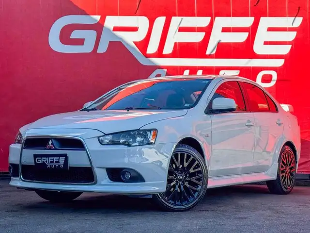 Carro Mitsubishi Lancer 2015 2.0 16V