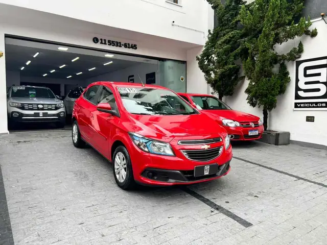 Carro Chevrolet Onix 2015 1.4 LT SPE/4