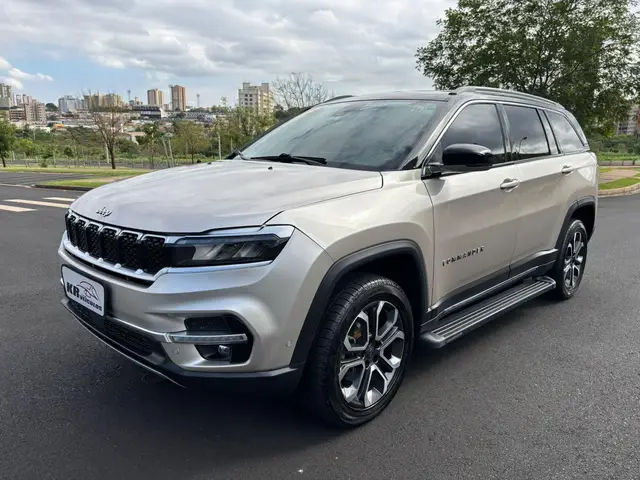 Carro Jeep Commander 2022 Limited TD380 Diesel 4x4 (Aut)