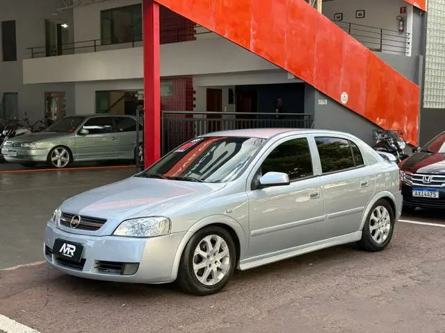 Carro Chevrolet Astra Hatch 2007 Advantage 2.0 (Flex)