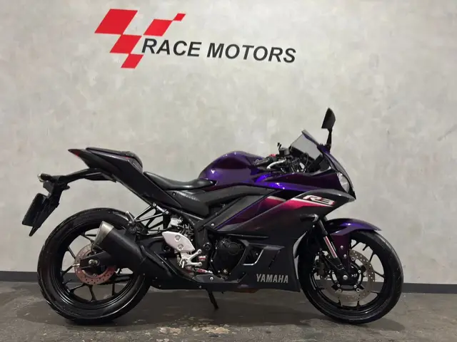Moto Yamaha YZF R3 2024 ABS