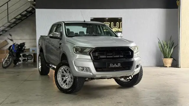 Carro Ford Ranger Cabine Dupla 2017 Ranger 3.2 XLT CD 4x4 (Aut)