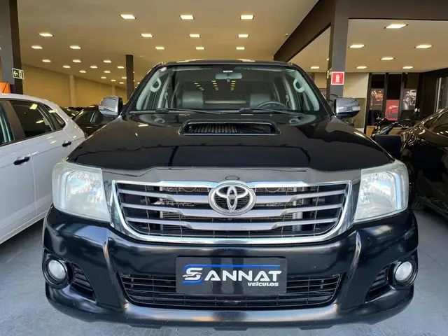 Carro Toyota Hilux Cabine Dupla 2015 Hilux 2.7 4x4 CD STD (Flex)