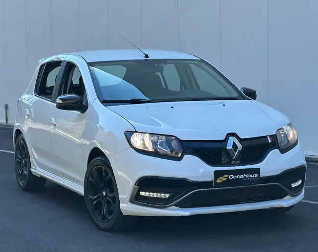 Carro Renault Sandero 2017 RS 2.0 16V (Flex)