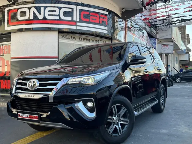 Carro Toyota SW4 2017 2.7 SR 7L 4x2 (Aut) (Flex)