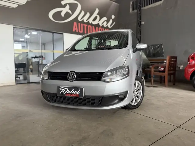 Carro Volkswagen Fox 2014 1.6 VHT Rock in Rio (Flex)