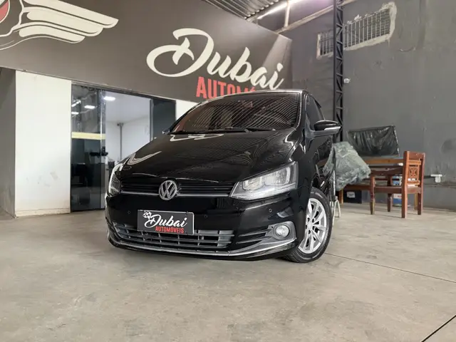 Carro Volkswagen Fox 2015 Comfortline I-Motion 1.6 MSI (Flex)