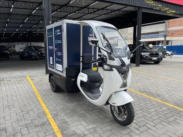 Moto Fever FR250 2023 FR250 BOX (Elétrica)