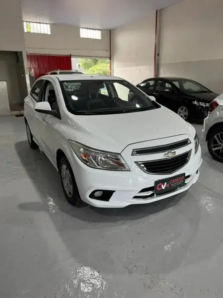 Carro Chevrolet Onix 2015 1.0 LT SPE/4