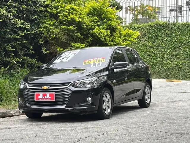 Carro Chevrolet Onix Plus 2025 LT 1.0