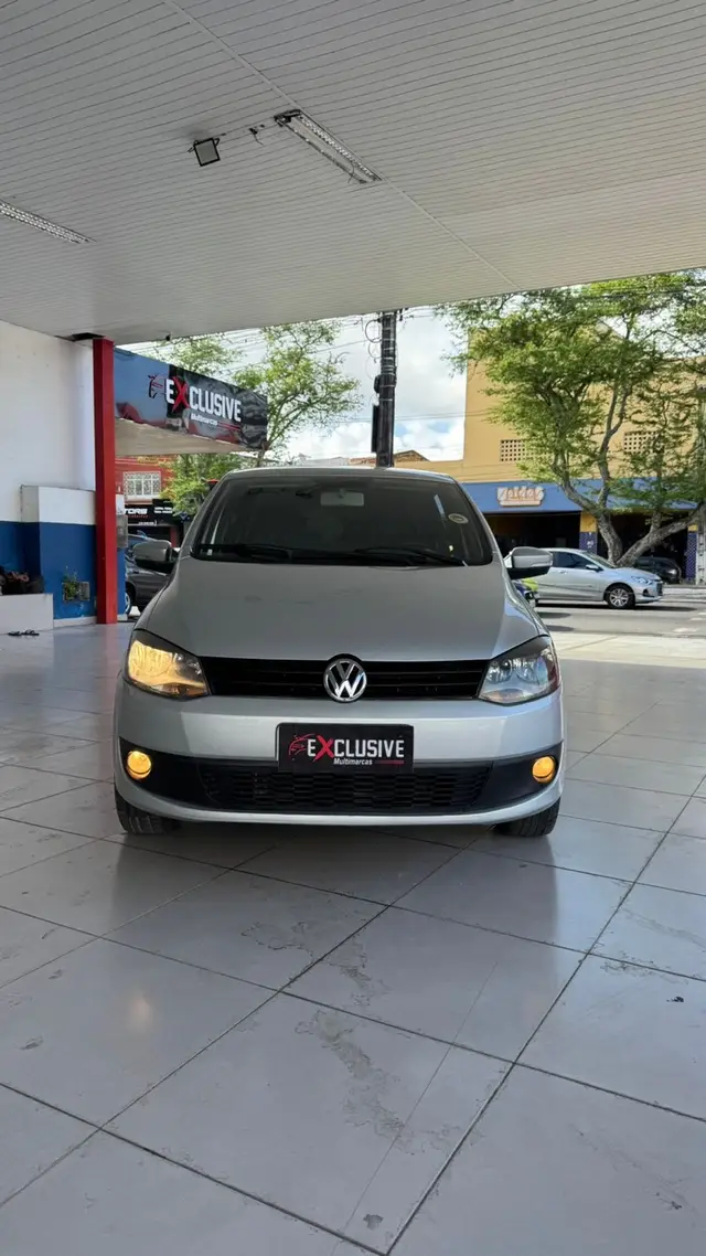 Carro Volkswagen Fox 2012 1.0 8V (Flex) 2p