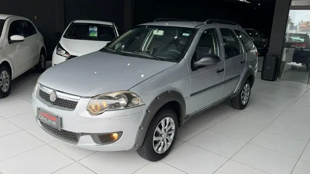 Carro Fiat Palio Weekend 2014 Trekking 1.6 16V (Flex)